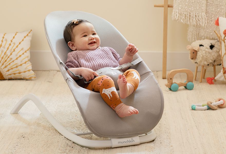 Spring 2 in 1 Bouncer Rocker Munchkin